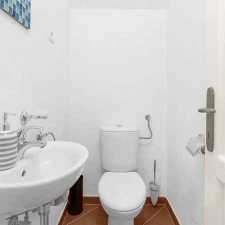 Cozy In With Outdoor Swimming Pool * Sovinjak