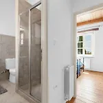 Holiday home Awesome In