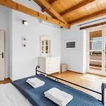 Holiday home Awesome In *